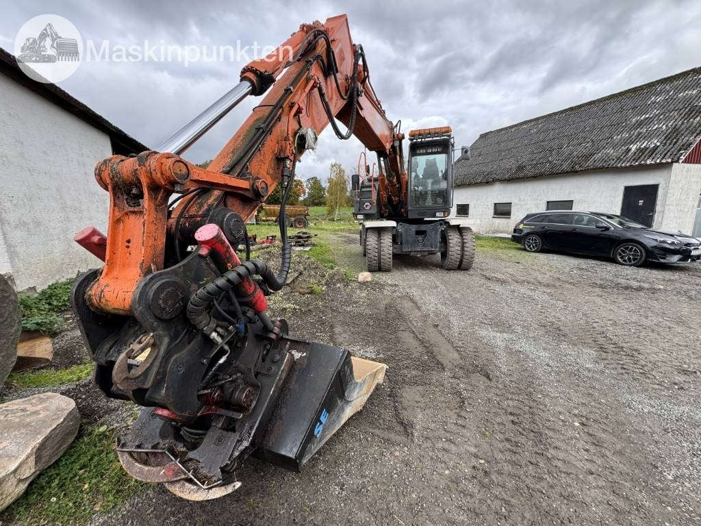 Hitachi ZX 140 W-3 - Bager točkaš: slika 5 Hitachi ZX 140 W-3 - Bager točkaš: slika 5