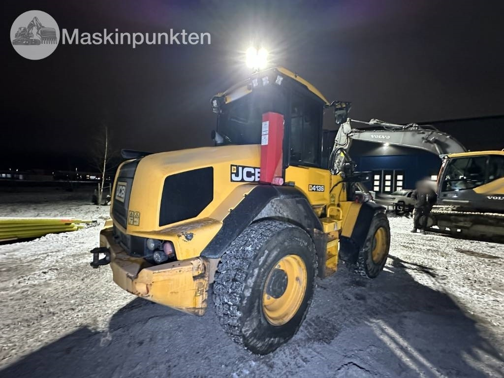 JCB 413 S - Utovarivač točkaš: slika 4 JCB 413 S - Utovarivač točkaš: slika 4