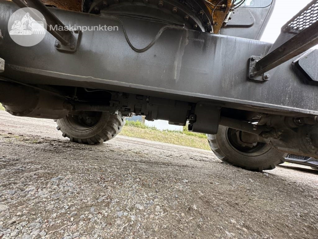 Bager točkaš JCB JS 145 W: slika 44