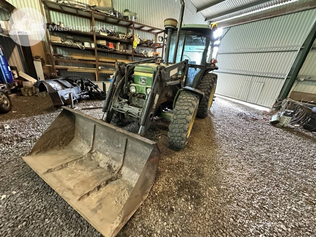 John Deere 2650 - Traktor: slika 2 John Deere 2650 - Traktor: slika 2