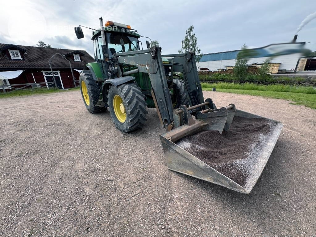 John Deere 7600 - Traktor: slika 1 John Deere 7600 - Traktor: slika 1