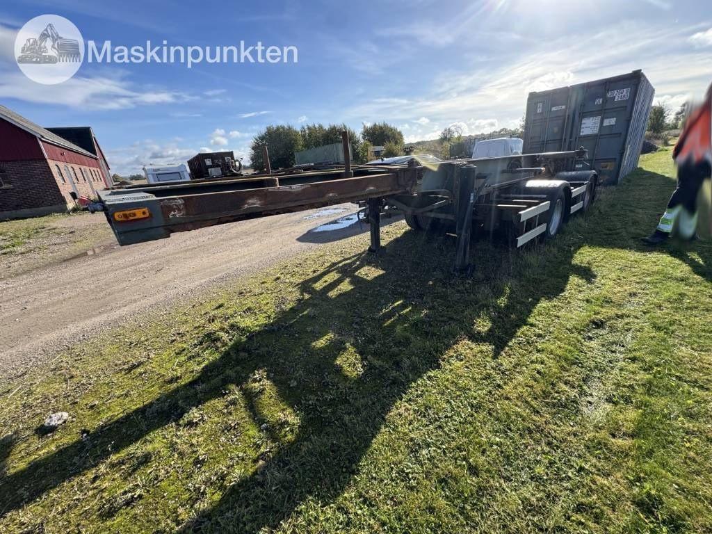 KT Tjörn Linktrailer - Poluprikolica za prevoz kontejnera/ Poluprikolica sa promenjivim sandukom: slika 1 KT Tjörn Linktrailer - Poluprikolica za prevoz kontejnera/ Poluprikolica sa promenjivim sandukom: slika 1
