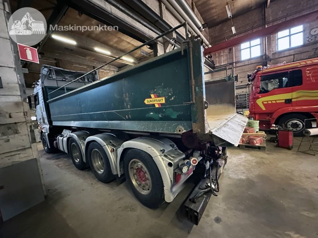 MAN TGX 35.540 - Kamion sa hidrauličnom kukom: slika 5 MAN TGX 35.540 - Kamion sa hidrauličnom kukom: slika 5