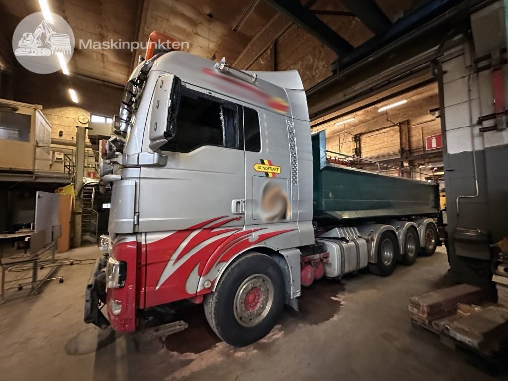 MAN TGX 35.540 - Kamion sa hidrauličnom kukom: slika 1 MAN TGX 35.540 - Kamion sa hidrauličnom kukom: slika 1