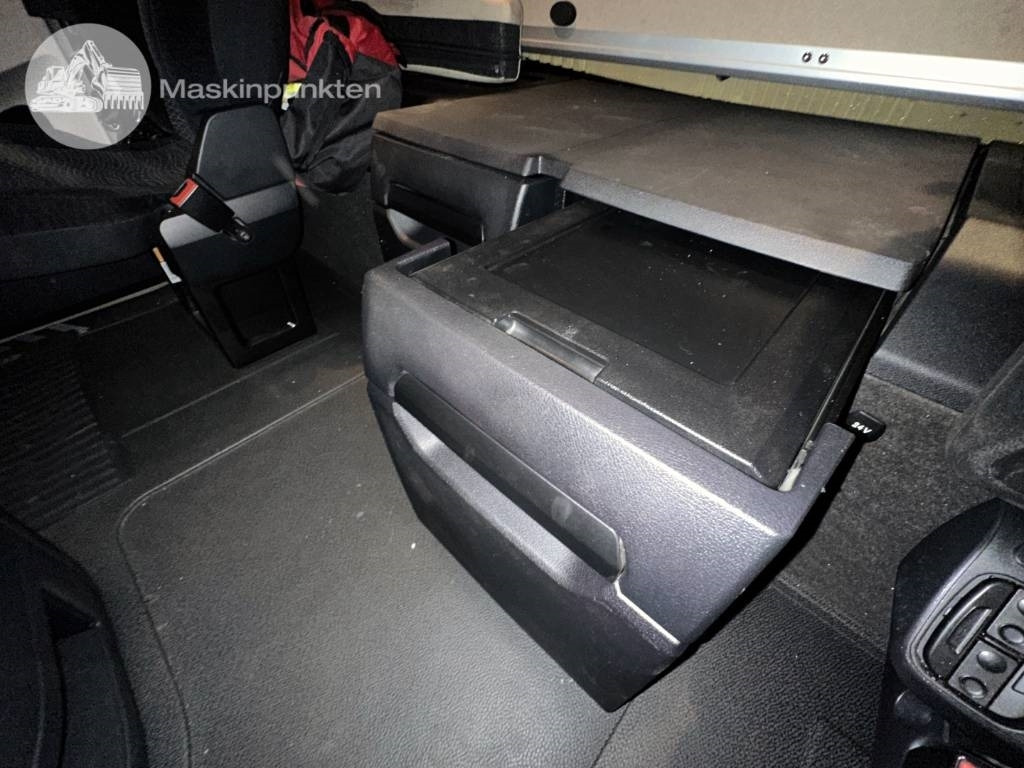 Mercedes-Benz Actros 2545 Mercedes-Benz Actros 2545: slika 31 Mercedes-Benz Actros 2545 Mercedes-Benz Actros 2545: slika 31