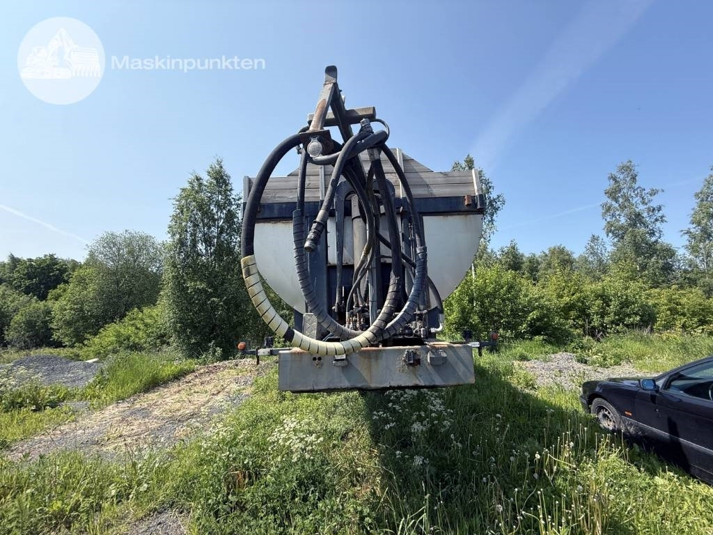 Parator STI 17-24 - Poluprikolica istovarivača: slika 2 Parator STI 17-24 - Poluprikolica istovarivača: slika 2