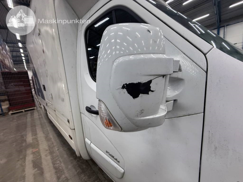 Dostavno vozilo sa zatvorenim sandukom Renault Master 150 DCI: slika 42