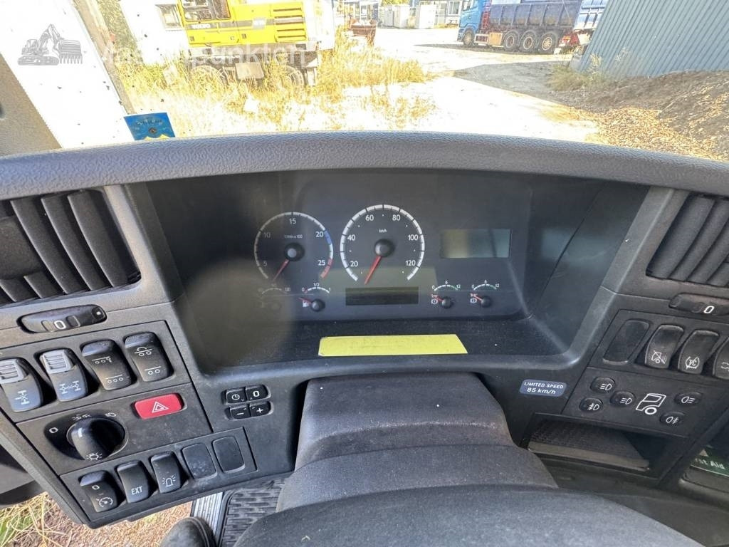 Kamion za smeće Scania P 420 GB: slika 37