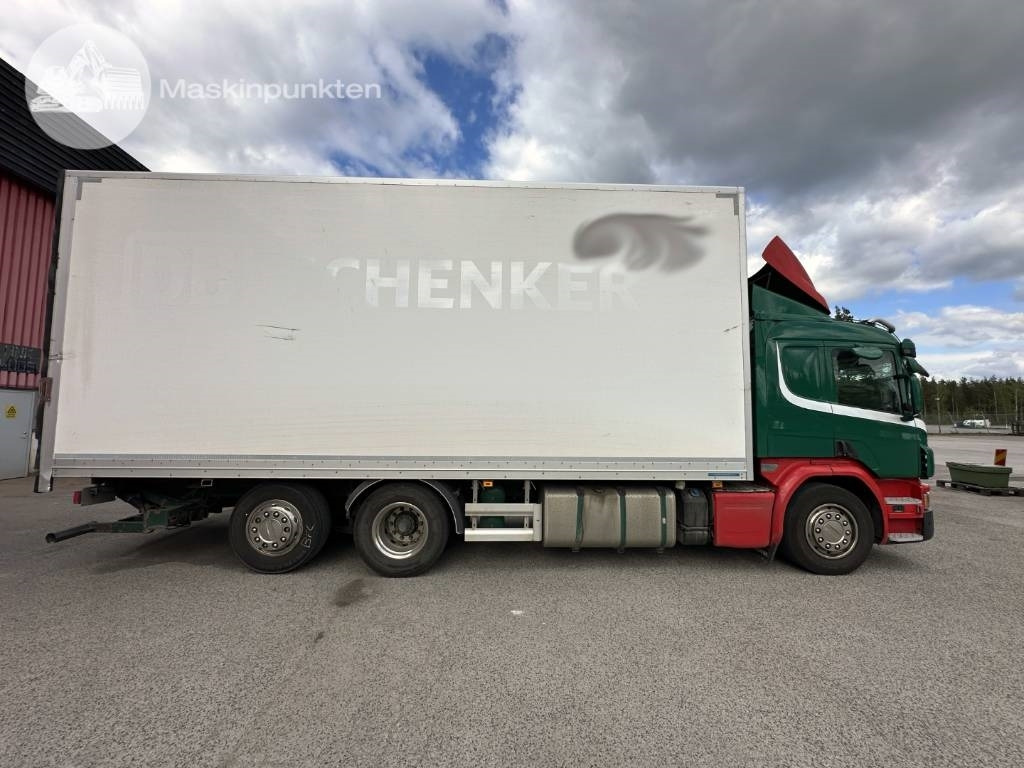 Scania P 450 LB - Kamion sa zatvorenim sandukom: slika 4 Scania P 450 LB - Kamion sa zatvorenim sandukom: slika 4