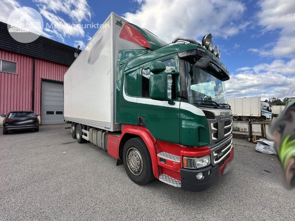 Scania P 450 LB - Kamion sa zatvorenim sandukom: slika 1 Scania P 450 LB - Kamion sa zatvorenim sandukom: slika 1