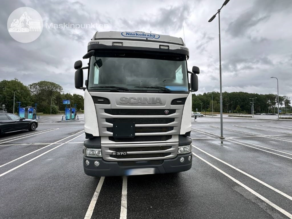 Scania R 370 - Kamion sa zatvorenim sandukom: slika 2 Scania R 370 - Kamion sa zatvorenim sandukom: slika 2
