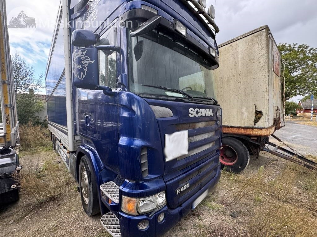 Scania R 420 LB - Kamion sa zatvorenim sandukom: slika 4 Scania R 420 LB - Kamion sa zatvorenim sandukom: slika 4