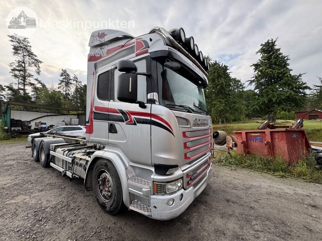 Scania R 730 LB - Kamion sa golom šasijom i zatvorenom kabinom: slika 5 Scania R 730 LB - Kamion sa golom šasijom i zatvorenom kabinom: slika 5