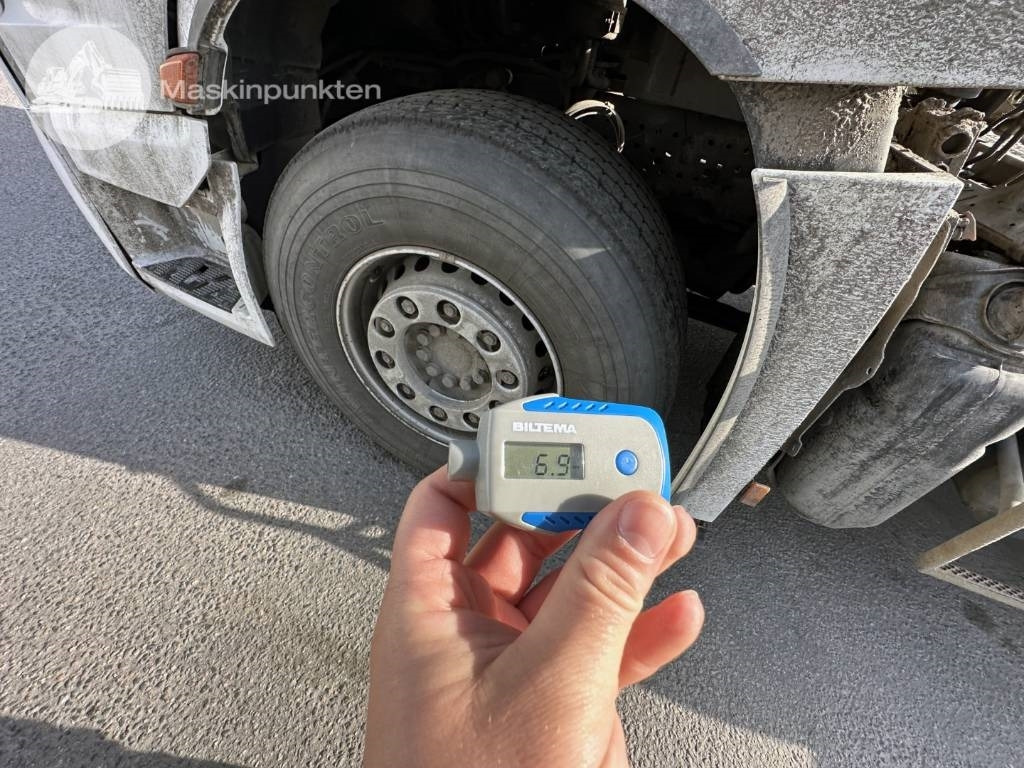 Tegljač Mercedes-Benz Actros 2545: slika 37