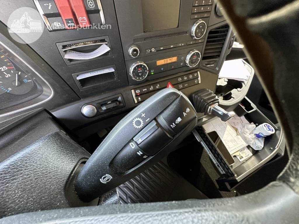 Tegljač Mercedes-Benz Actros 2545: slika 26
