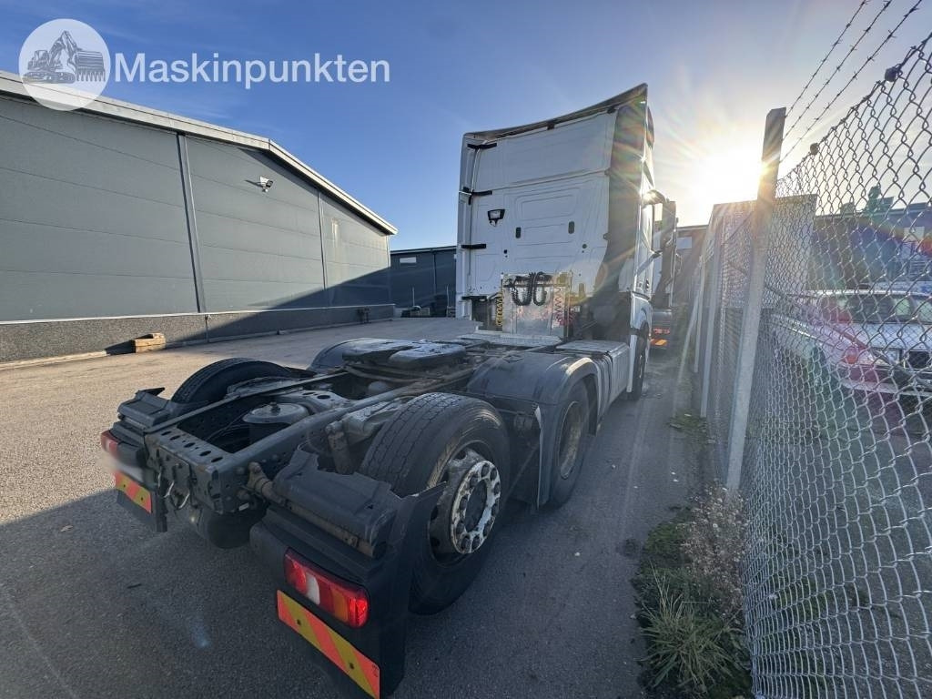 Mercedes-Benz Actros 963-4-C - Tegljač: slika 3 Mercedes-Benz Actros 963-4-C - Tegljač: slika 3