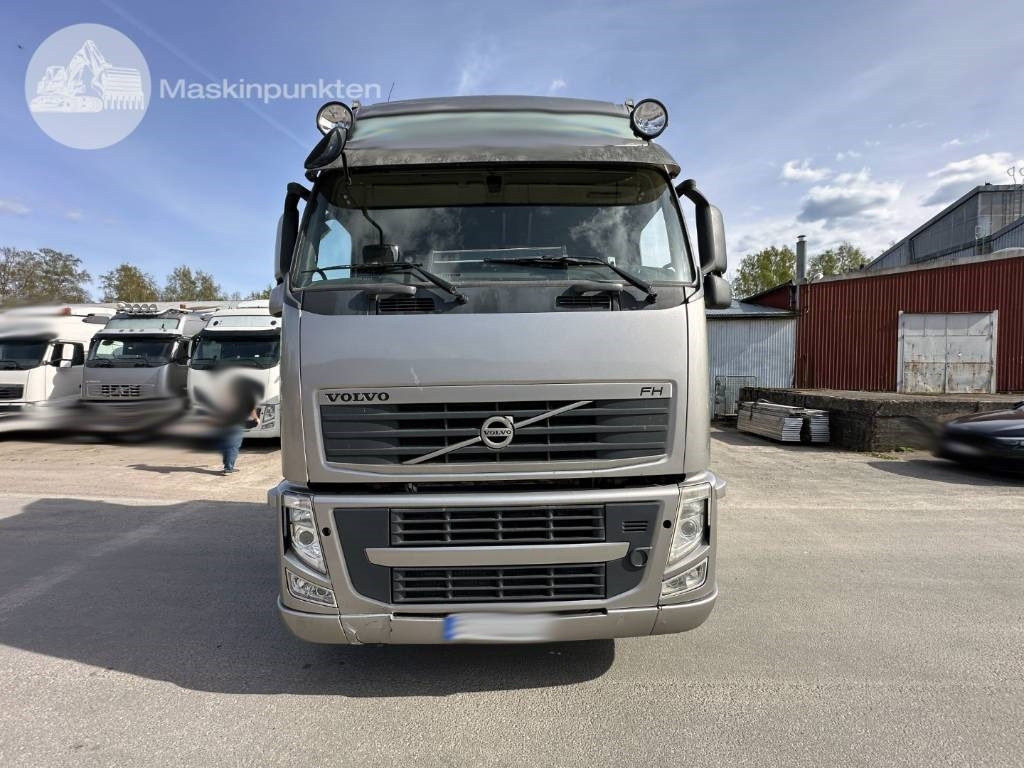 Volvo FH 440 Puscher - Tegljač: slika 3 Volvo FH 440 Puscher - Tegljač: slika 3