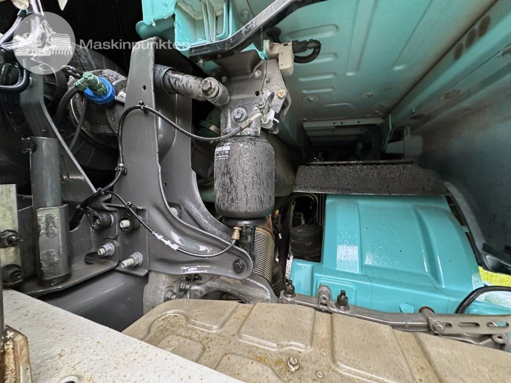 Tegljač Volvo FH 650 Ekipage: slika 29
