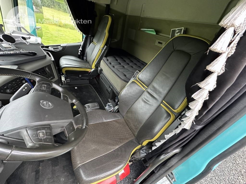 Tegljač Volvo FH 650 Ekipage: slika 41