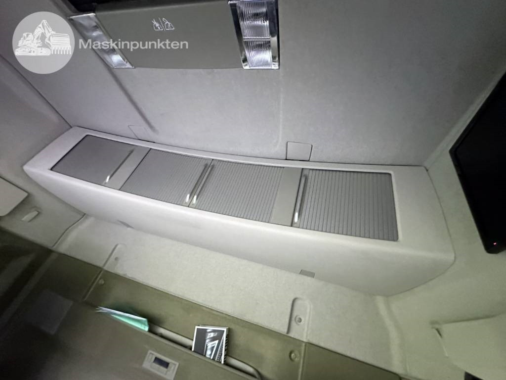 Tegljač Volvo FH 650 Ekipage: slika 44
