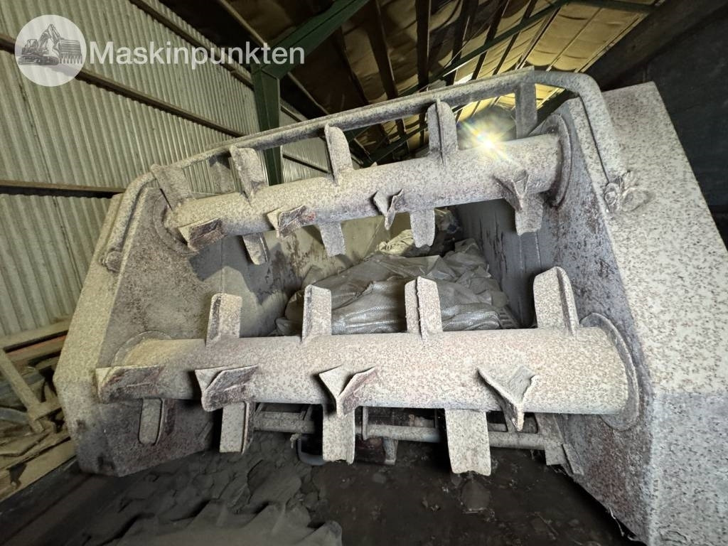 Videbaek 900 Gödselspridare - Deponator gnojnice: slika 3 Videbaek 900 Gödselspridare - Deponator gnojnice: slika 3