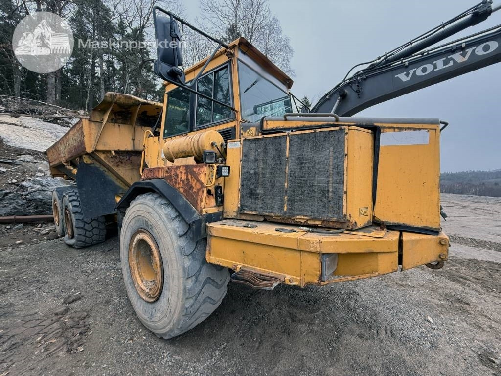 Volvo A 25 C - Zglobni kiper: slika 1 Volvo A 25 C - Zglobni kiper: slika 1