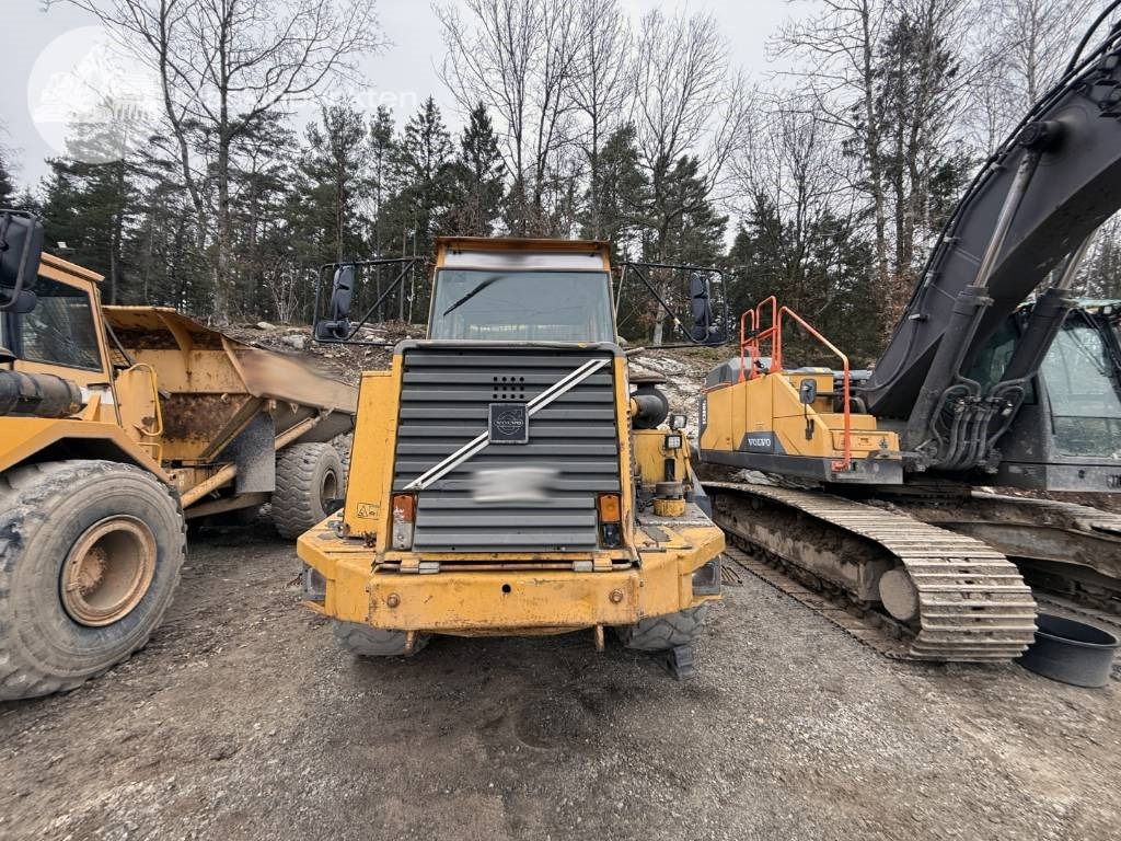 Volvo A 25 C - Zglobni kiper: slika 3 Volvo A 25 C - Zglobni kiper: slika 3