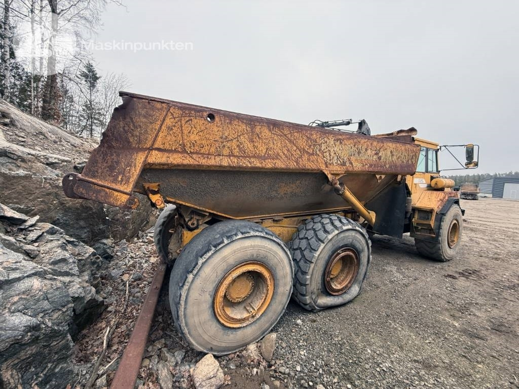 Volvo A 25 C - Zglobni kiper: slika 4 Volvo A 25 C - Zglobni kiper: slika 4