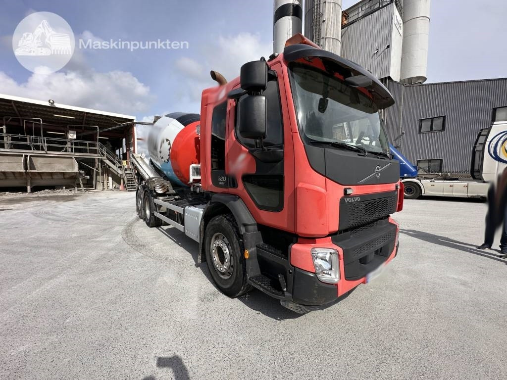Volvo FE 320 - Mikser za beton: slika 5 Volvo FE 320 - Mikser za beton: slika 5