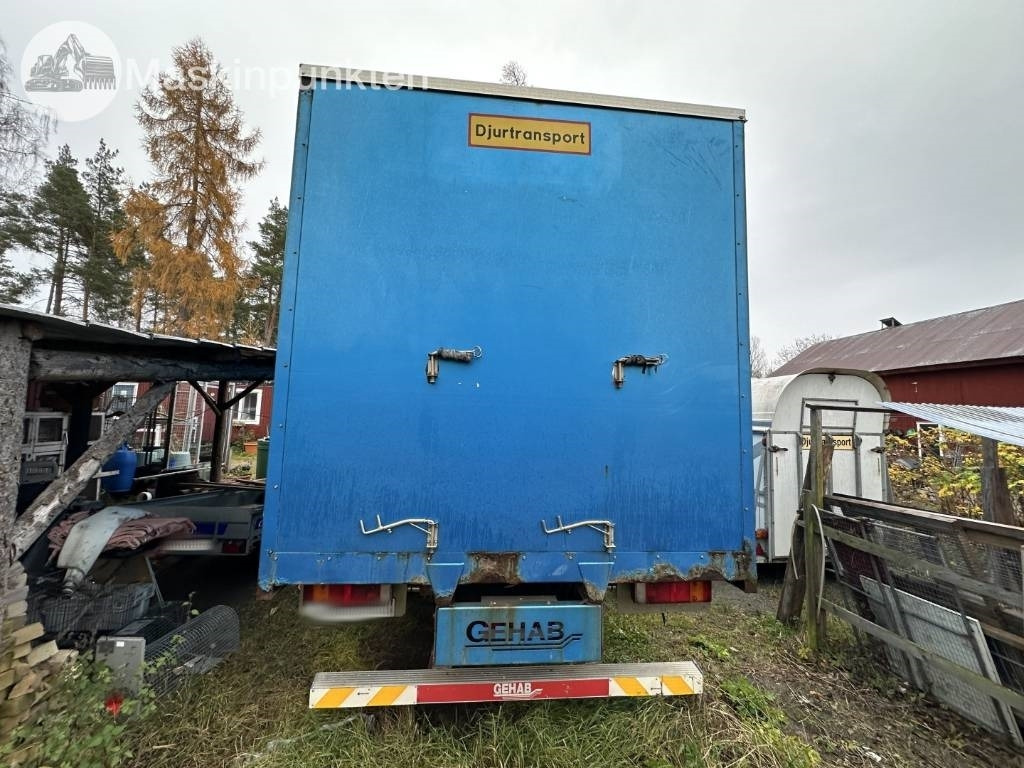 Volvo FH 12 - Kamion za prevoz stoke: slika 5 Volvo FH 12 - Kamion za prevoz stoke: slika 5