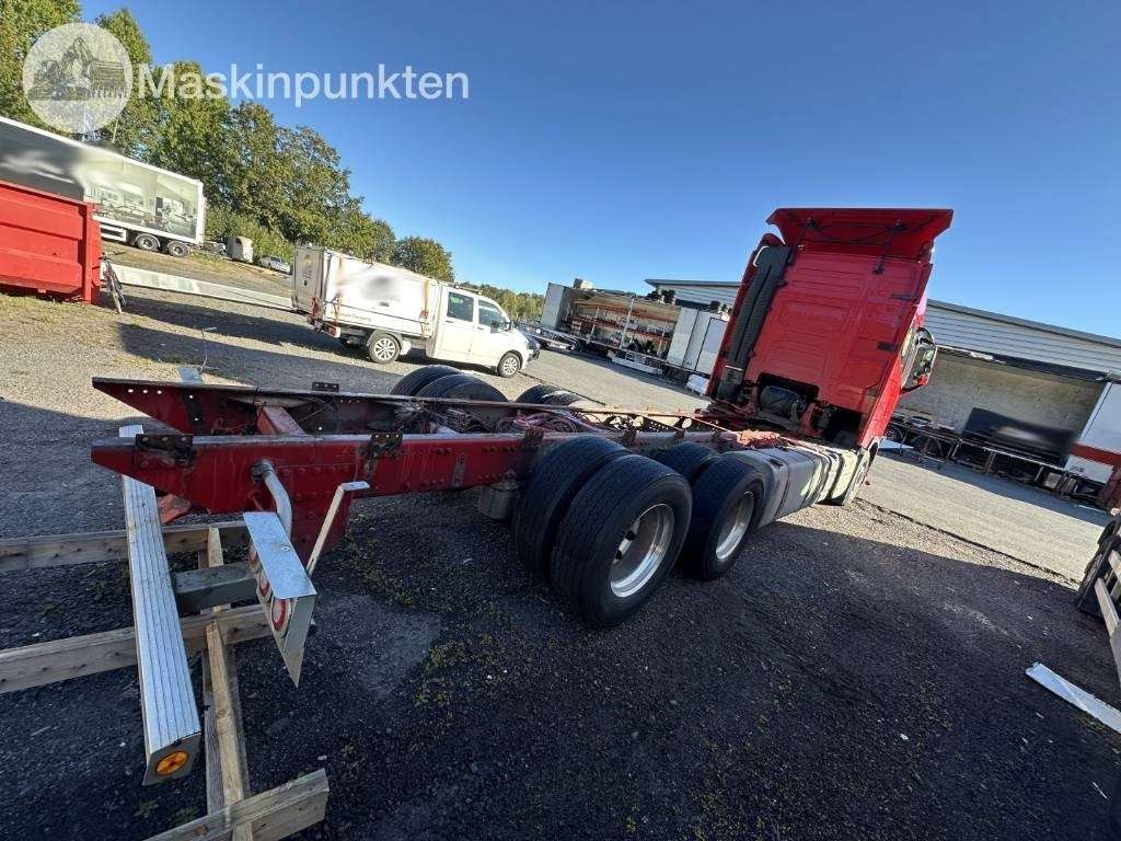 Volvo FH 16 - Kamion sa golom šasijom i zatvorenom kabinom: slika 4 Volvo FH 16 - Kamion sa golom šasijom i zatvorenom kabinom: slika 4