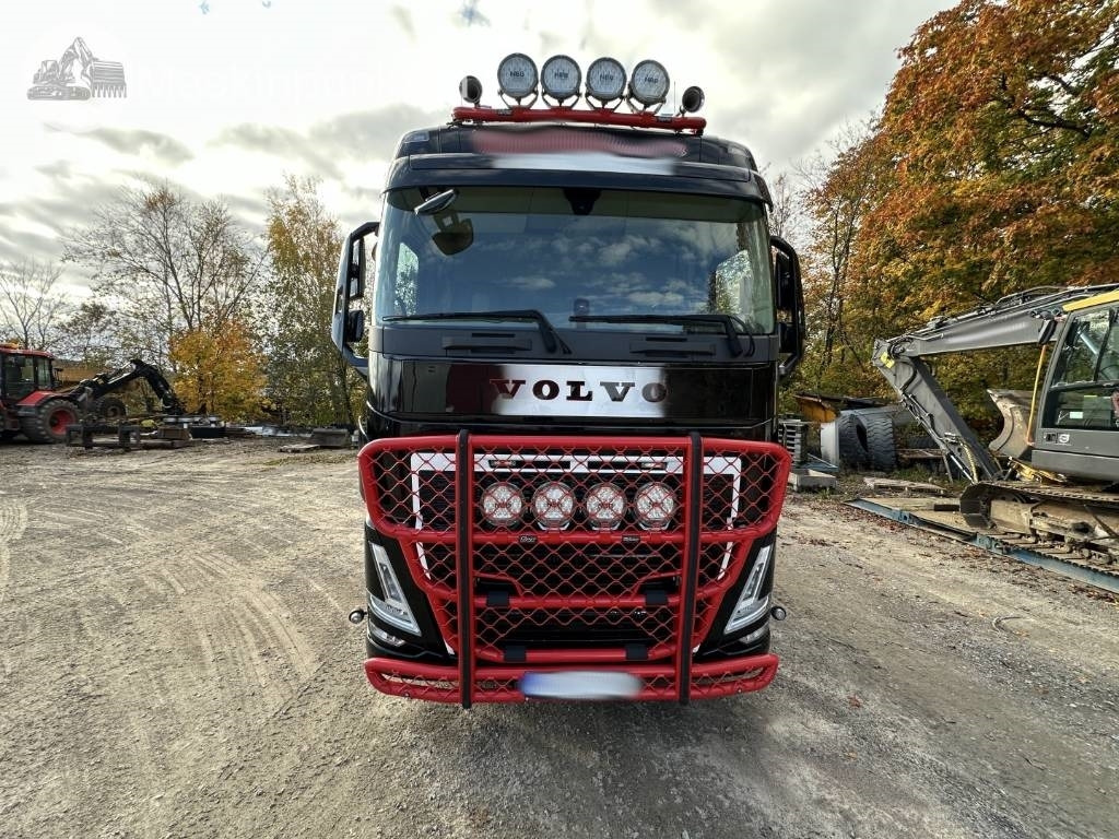 Volvo FH 64 R Timmerbil med kran - Šticar: slika 2 Volvo FH 64 R Timmerbil med kran - Šticar: slika 2