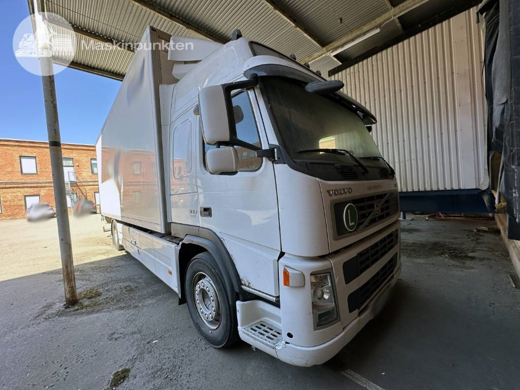 Volvo FM 300  - Kamion sa zatvorenim sandukom: slika 2 Volvo FM 300  - Kamion sa zatvorenim sandukom: slika 2