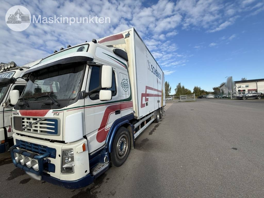 Volvo FM 440 - Kamion sa zatvorenim sandukom: slika 1 Volvo FM 440 - Kamion sa zatvorenim sandukom: slika 1