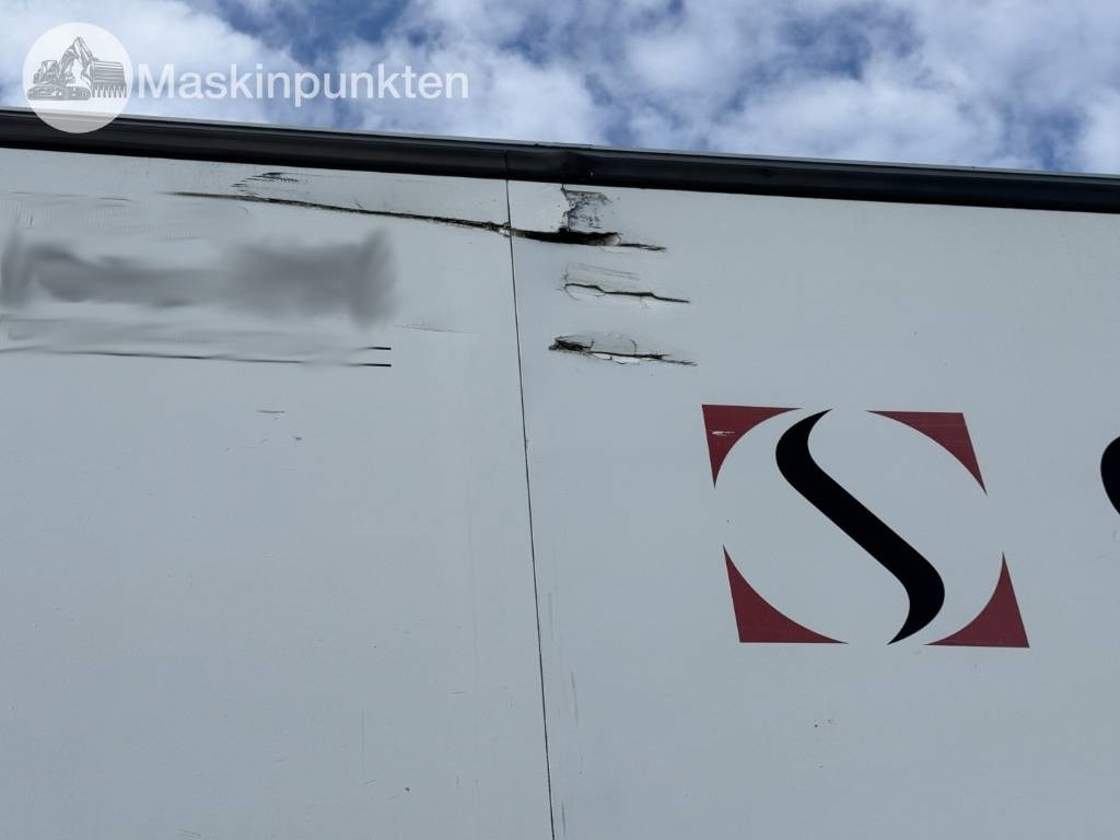 Kamion sa zatvorenim sandukom Volvo FM 440: slika 42