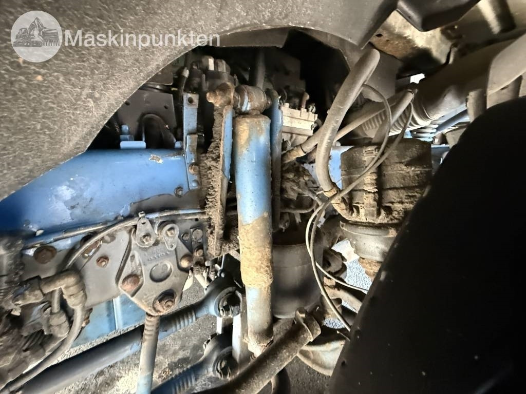 Kamion sa zatvorenim sandukom Volvo FM 440: slika 8