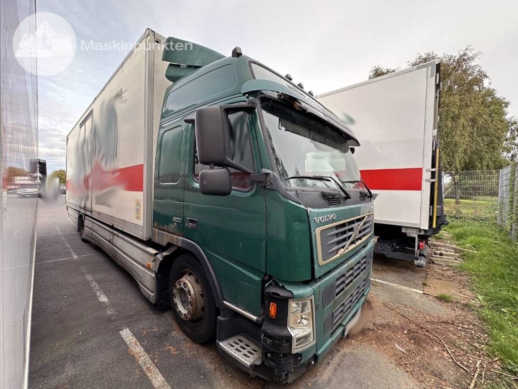 Volvo FM 9 300 - Kamion sa zatvorenim sandukom: slika 2 Volvo FM 9 300 - Kamion sa zatvorenim sandukom: slika 2