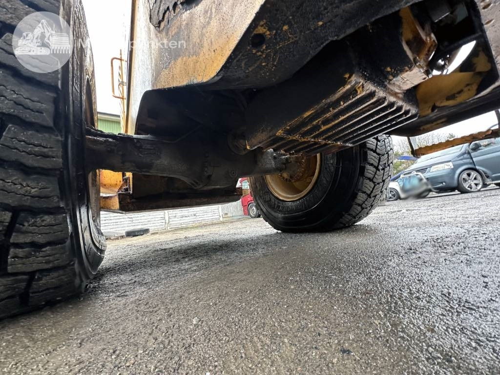 Volvo L 90 E  Volvo L 90 E: slika 41