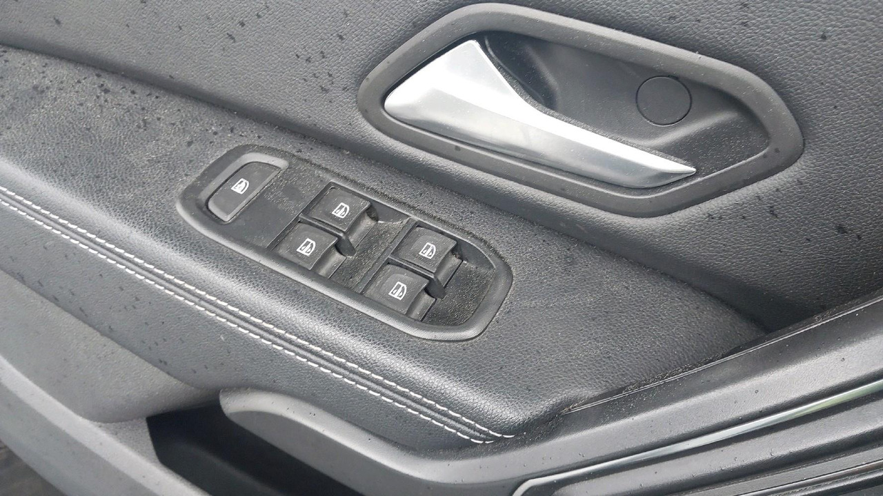 Automobil DACIA DUSTER II 1.5 BLUEDCI 115: slika 18 Automobil DACIA DUSTER II 1.5 BLUEDCI 115: slika 18