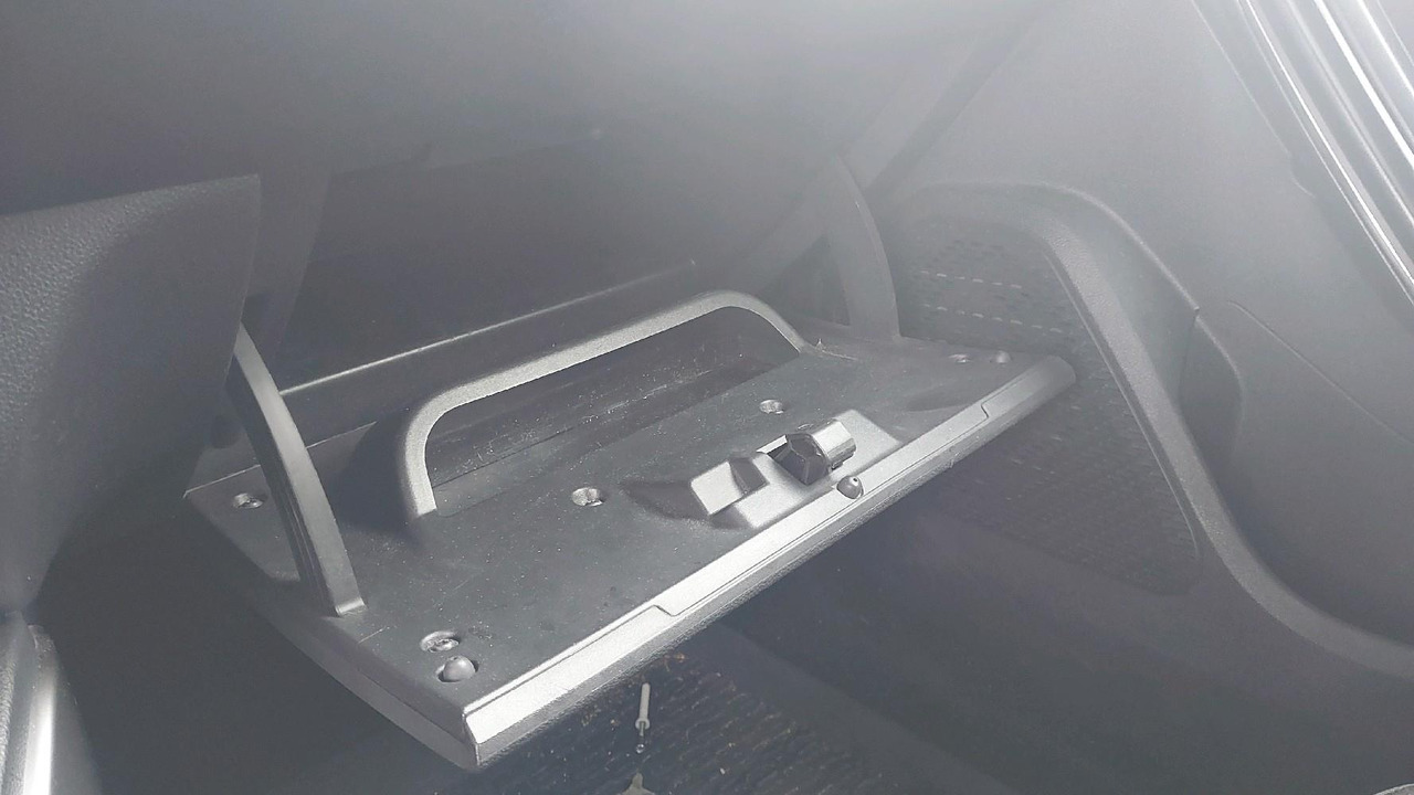 Automobil DACIA DUSTER II 1.5 BLUEDCI 115: slika 24 Automobil DACIA DUSTER II 1.5 BLUEDCI 115: slika 24