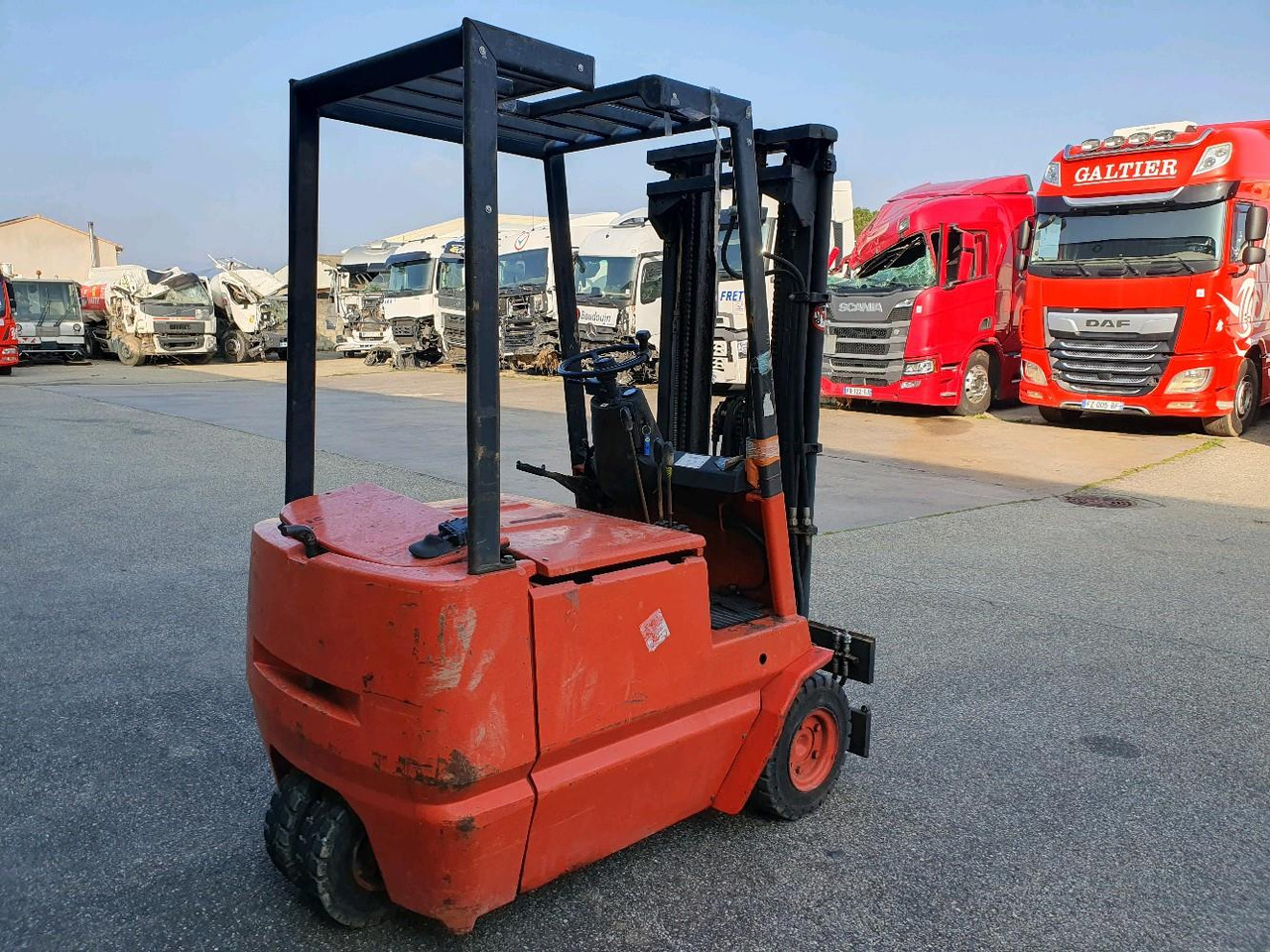 FENWICK LINDE CHARIOT ELEVATEUR - Viljuškar: slika 4 FENWICK LINDE CHARIOT ELEVATEUR - Viljuškar: slika 4