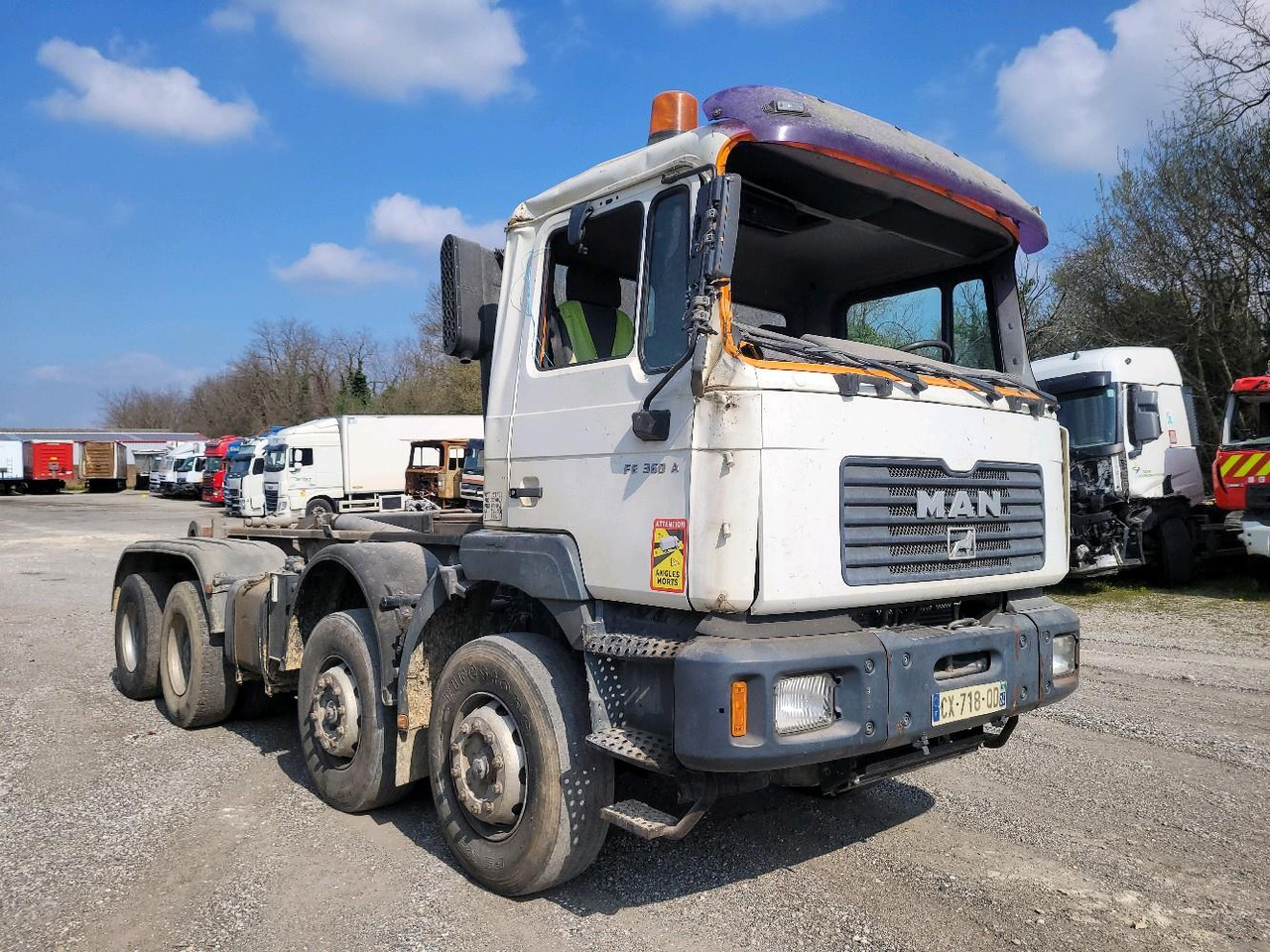 MN FE360A POLYBENNE 8X4 - Kamion za prevoz kontejnera/ Kamion sa promenjivim sandukom: slika 1 MN FE360A POLYBENNE 8X4 - Kamion za prevoz kontejnera/ Kamion sa promenjivim sandukom: slika 1