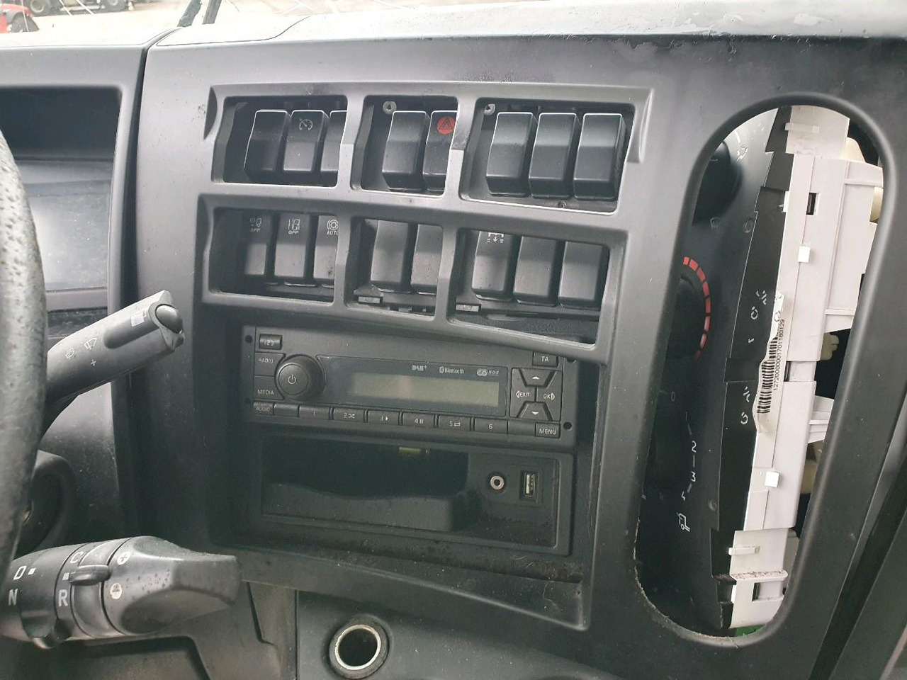 Kamion sa zatvorenim sandukom RENAULT D 12 DTI 215: slika 13