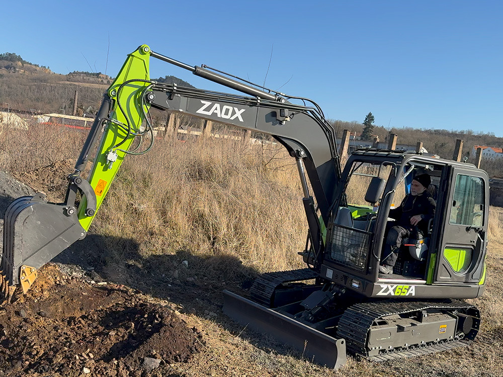 ZAOX ZX65A - Bager: slika 1 ZAOX ZX65A - Bager: slika 1