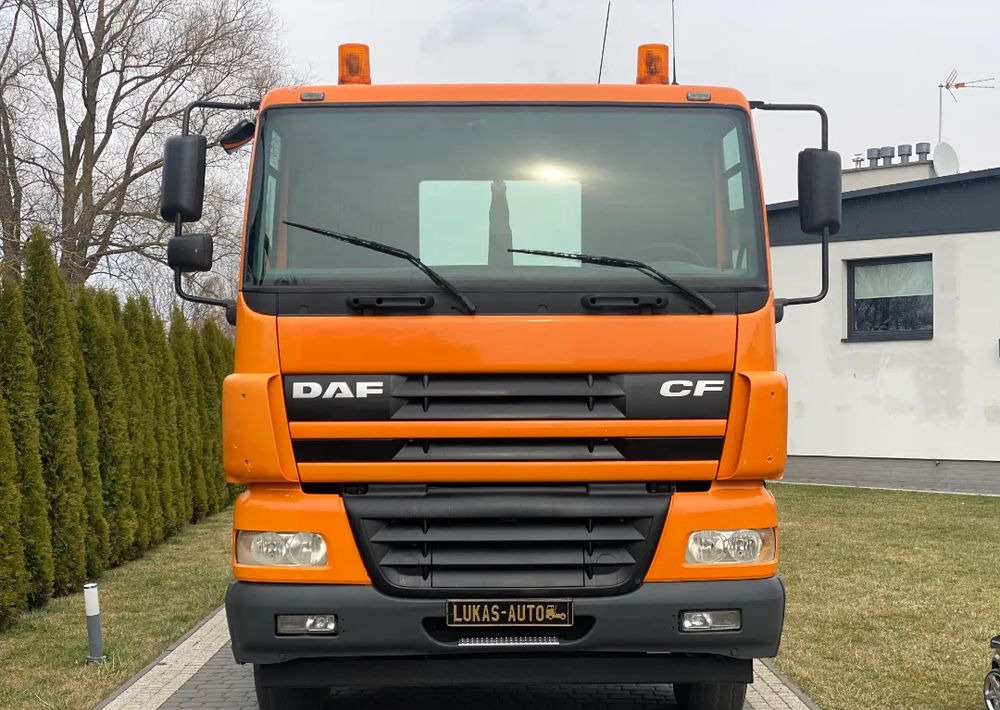 DAF CF 85.340 6X4 MANUAL - Kamion sa hidrauličnom kukom: slika 2 DAF CF 85.340 6X4 MANUAL - Kamion sa hidrauličnom kukom: slika 2