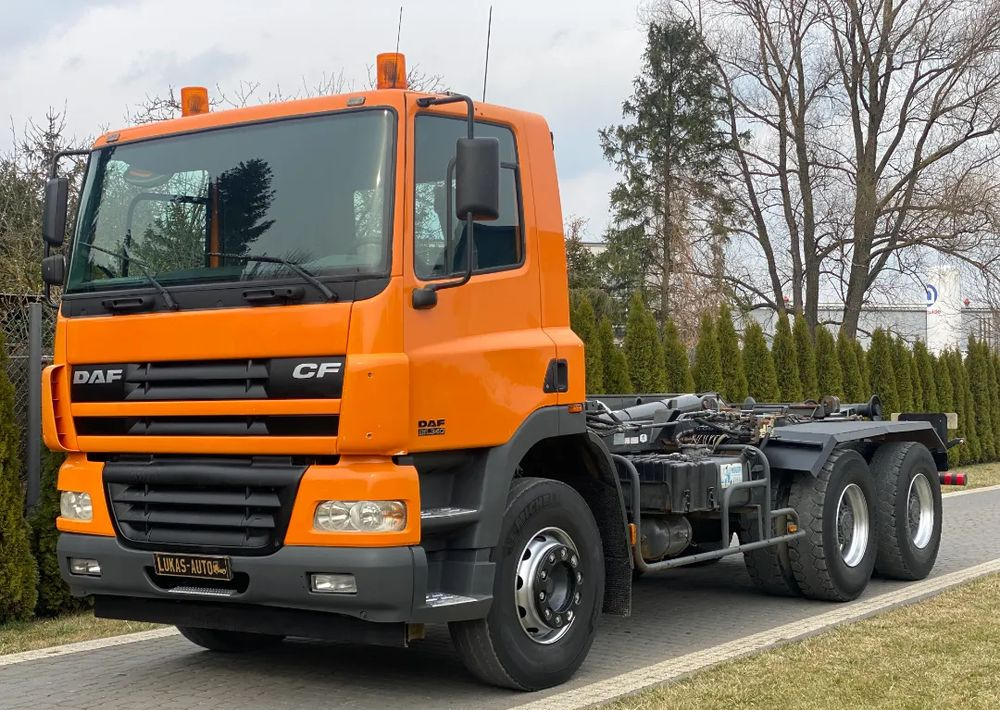 DAF CF 85.340 6X4 MANUAL - Kamion sa hidrauličnom kukom: slika 3 DAF CF 85.340 6X4 MANUAL - Kamion sa hidrauličnom kukom: slika 3