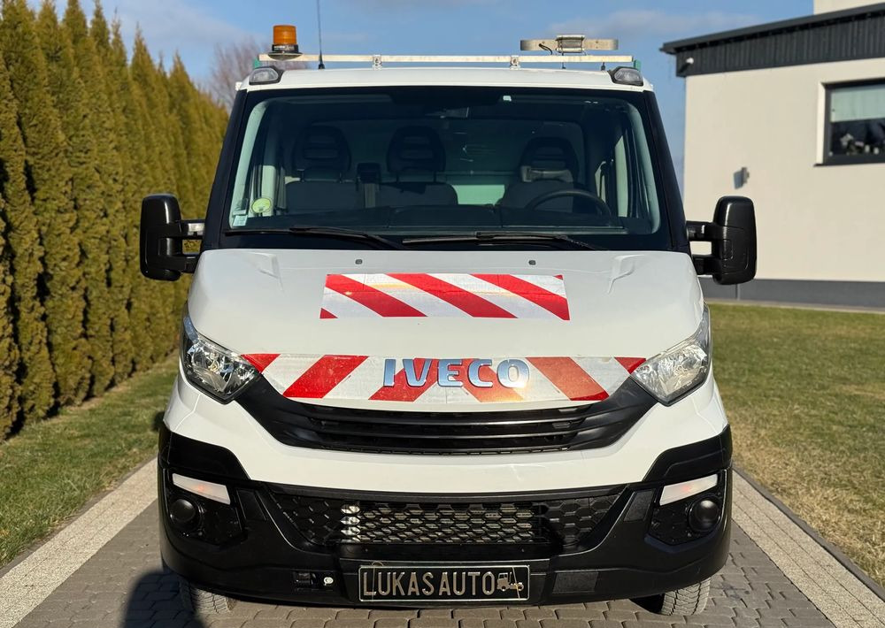 Iveco DAILY 35C15 WYROTKA SKRZYNKA - Dostavno vozilo istovarivač: slika 4 Iveco DAILY 35C15 WYROTKA SKRZYNKA - Dostavno vozilo istovarivač: slika 4