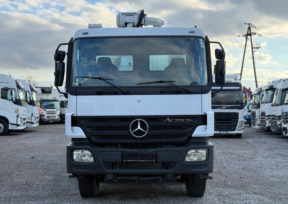 Mercedes-Benz ACTROS 3241 8X4 CIFA24 7m3 - Mikser pumpa: slika 2 Mercedes-Benz ACTROS 3241 8X4 CIFA24 7m3 - Mikser pumpa: slika 2