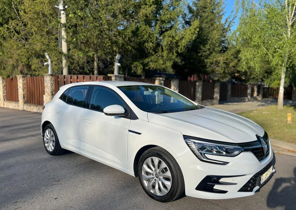 Renault Megane 1.5 Blue dCi Business - Automobil: slika 3 Renault Megane 1.5 Blue dCi Business - Automobil: slika 3
