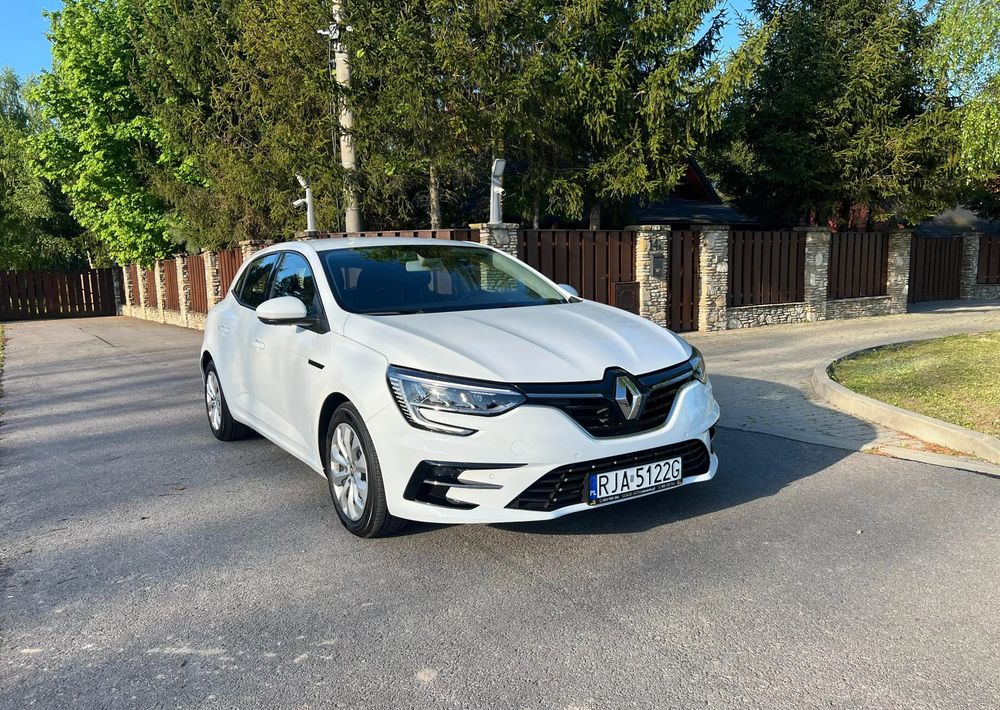 Renault Megane 1.5 Blue dCi Business - Automobil: slika 1 Renault Megane 1.5 Blue dCi Business - Automobil: slika 1